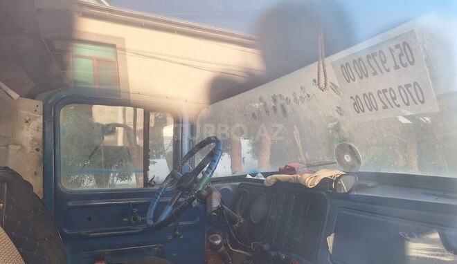 ZIL 130-8