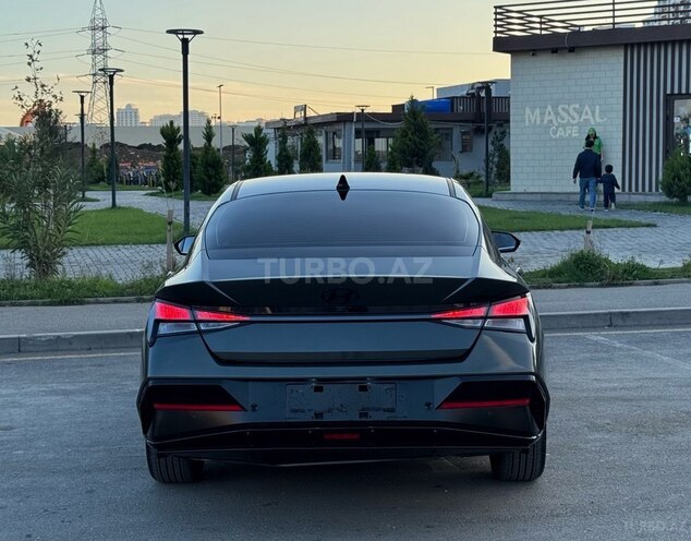 Hyundai Elantra 2024, 4,300 km - 1.5 л - Bakı