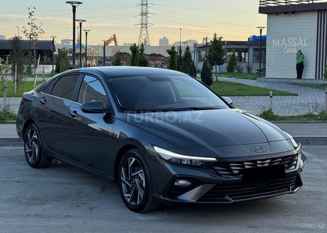 Hyundai Elantra 2024, 4,300 km - 1.5 л - Bakı