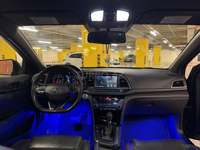 Hyundai Elantra 2017, 121,000 km - 1.6 l - Gəncə