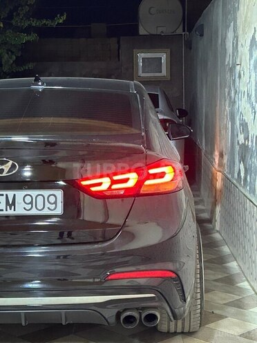 Hyundai Elantra 2017, 121,000 km - 1.6 l - Gəncə
