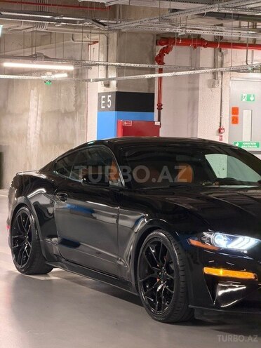 Ford Mustang 2019, 110,000 km - 2.3 л - Bakı
