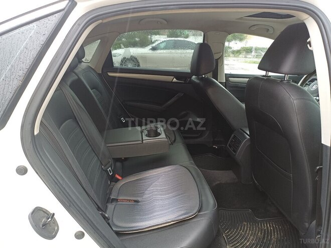 Volkswagen Passat 2014, 182,500 km - 1.8 л - Bakı