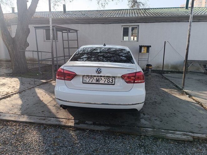 Volkswagen Passat 2014, 182,500 km - 1.8 л - Bakı