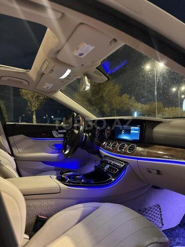 Mercedes E 300 4MATIC 2017, 163,000 km - 2.0 l - Bakı