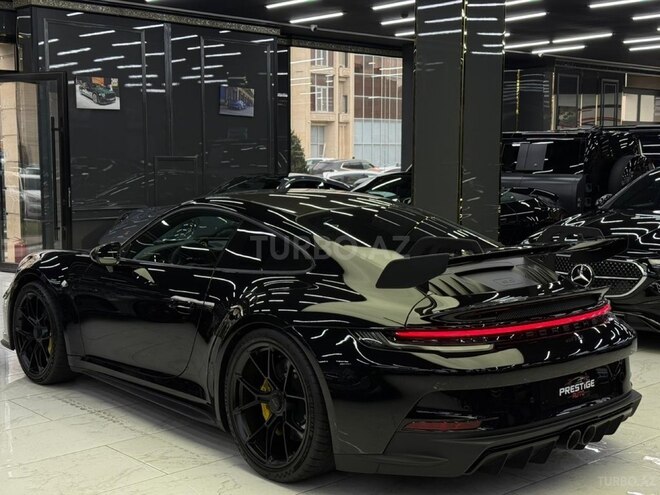 Porsche 911 GT3-5