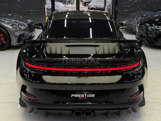 Porsche 911 GT3-6
