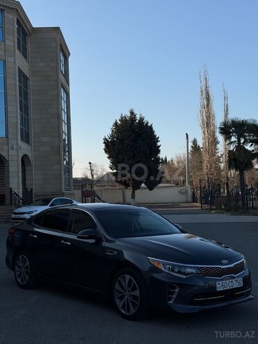 Kia Optima-2