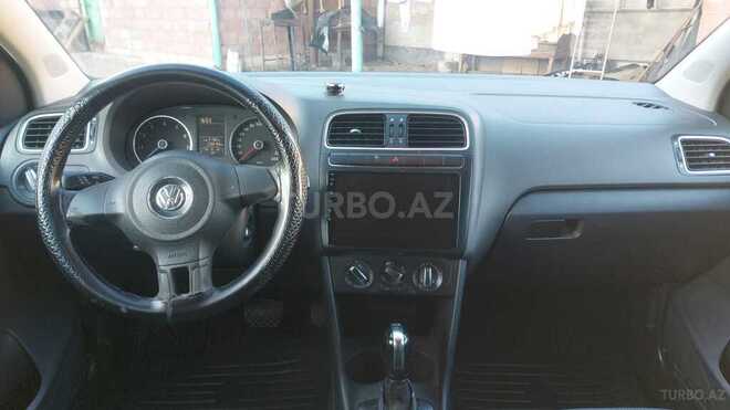 Volkswagen Polo 2010, 240,000 km - 1.4 л - Tovuz