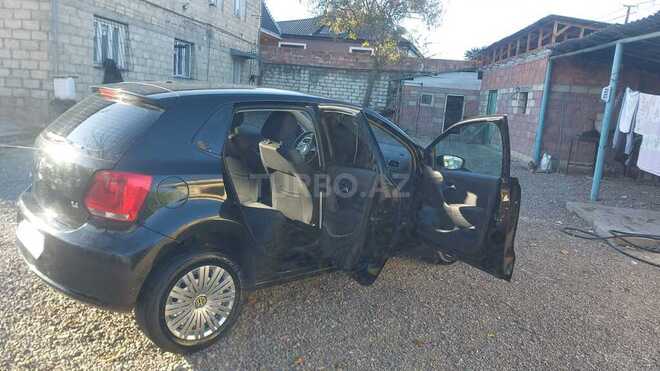 Volkswagen Polo 2010, 240,000 km - 1.4 л - Tovuz