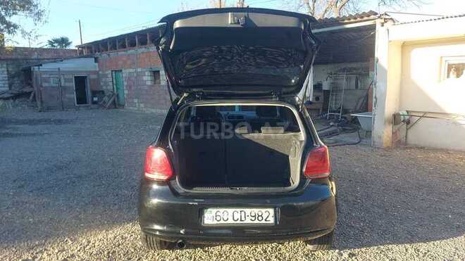 Volkswagen Polo 2010, 240,000 km - 1.4 л - Tovuz