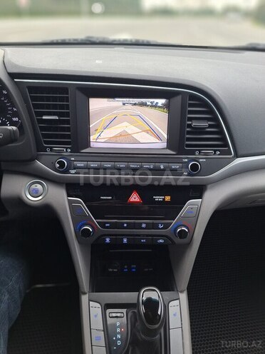 Hyundai Elantra 2016, 63,000 km - 2.0 л - Bakı