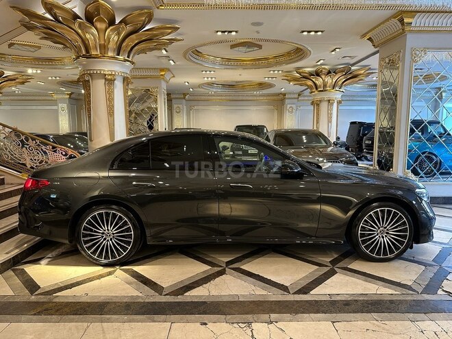 Mercedes E 300 e-3