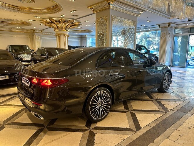 Mercedes E 300 e-6