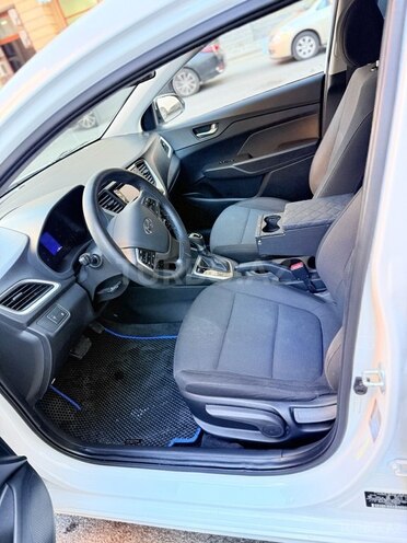 Hyundai Accent 2020, 98,170 km - 1.6 l - Bakı