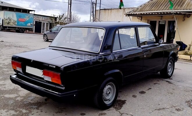 LADA (VAZ) 2107 2011, 137,000 km - 1.6 l - Bakı