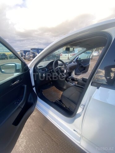 SEAT Toledo 2014, 330,000 km - 1.6 л - Bakı