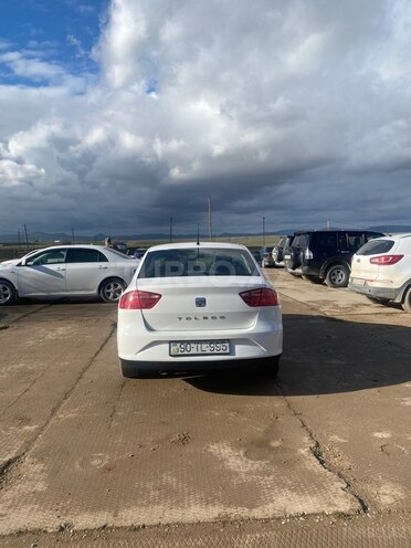 SEAT Toledo 2014, 330,000 km - 1.6 л - Bakı