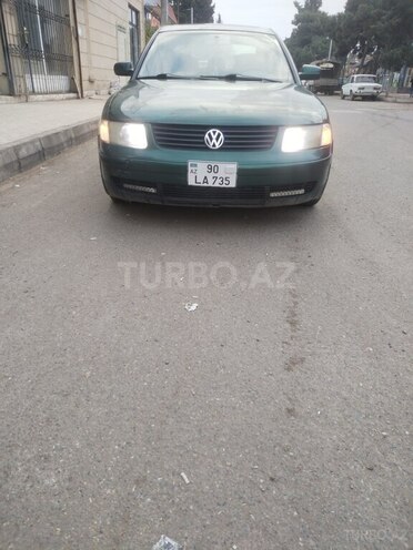 Volkswagen Passat 1999, 294,997 km - 1.8 l - Tovuz