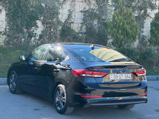 Hyundai Elantra 2016, 109,435 km - 2.0 л - Bakı