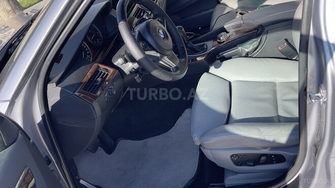 BMW 520-9