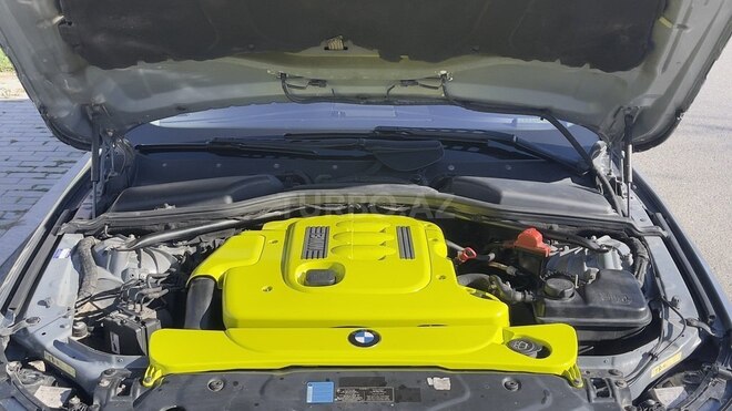 BMW 520-11