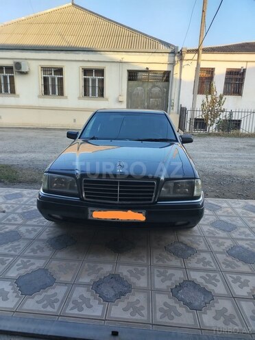 Mercedes C 200 1995, 450,000 km - 2.0 l - Gəncə
