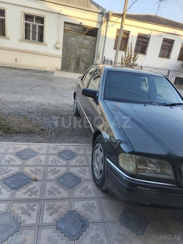 Mercedes C 200 1995, 450,000 km - 2.0 l - Gəncə