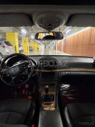 Mercedes E 200-4