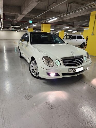 Mercedes E 200-2