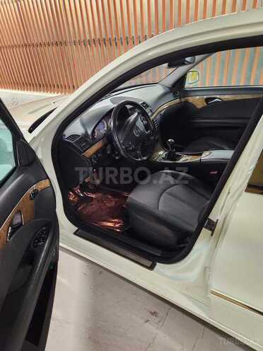 Mercedes E 200-10