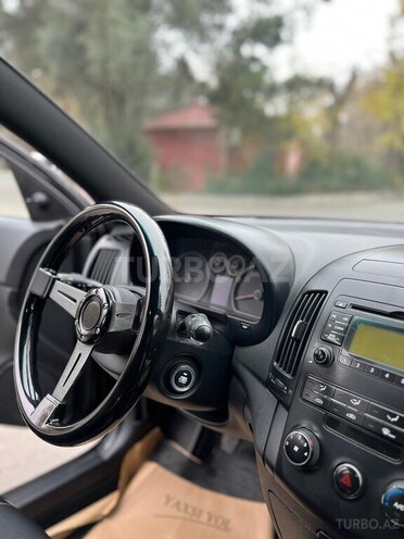 Hyundai i30 2007, 321,000 km - 1.4 l - Mingəçevir