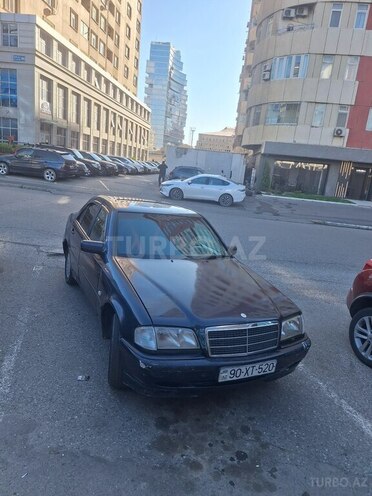Mercedes C 220 2000, 600,000 km - 2.2 l - Bakı