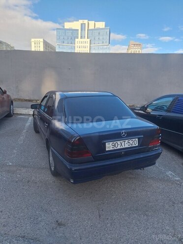 Mercedes C 220 2000, 600,000 km - 2.2 l - Bakı