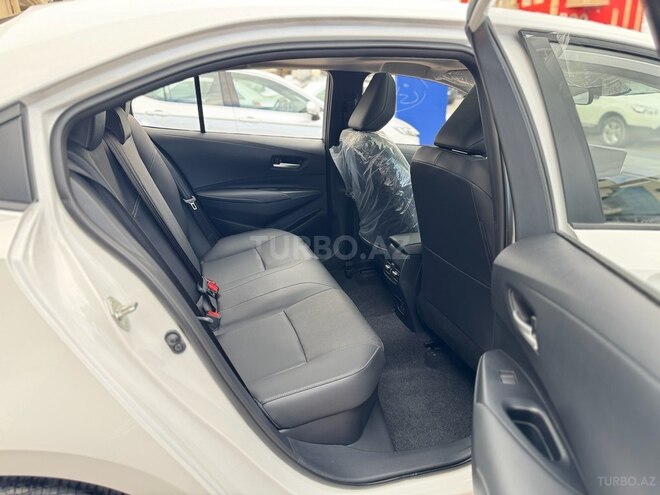 Toyota Corolla-14