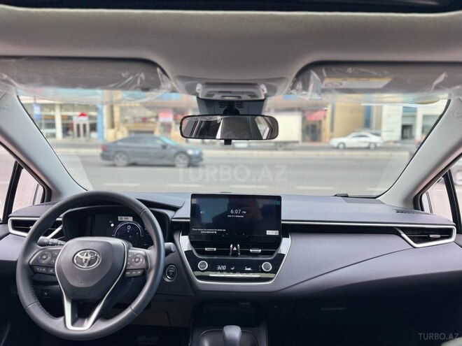 Toyota Corolla-13