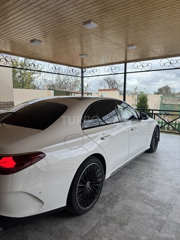 Mercedes E 300 e 4MATIC 2023, 15,500 km - 2.0 l - Bakı