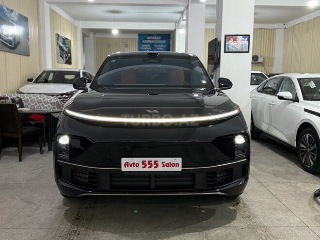 Li Auto L9-1