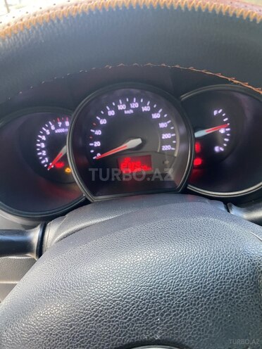 Kia Rio-5