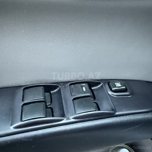 Mitsubishi L200 2013, 196,000 km - 2.5 л - Bakı