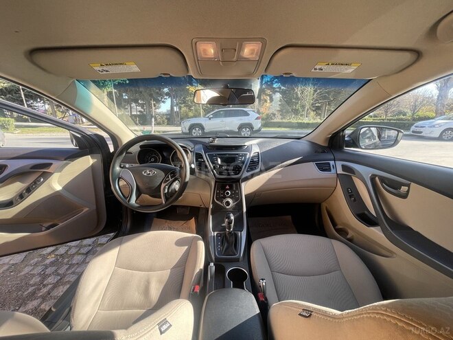 Hyundai Elantra 2015, 209,000 km - 1.8 л - Bakı