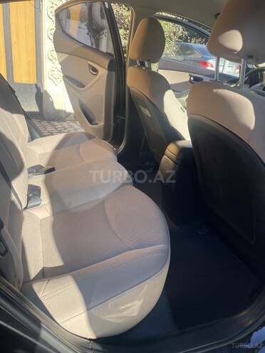 Hyundai Elantra 2015, 209,000 km - 1.8 л - Bakı