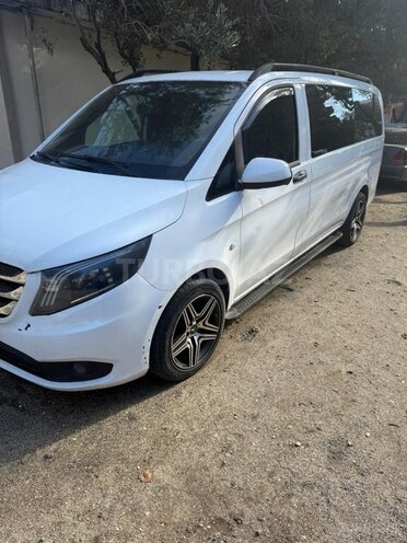 Mercedes  2015, 392,837 km - 2.1 l - Bakı
