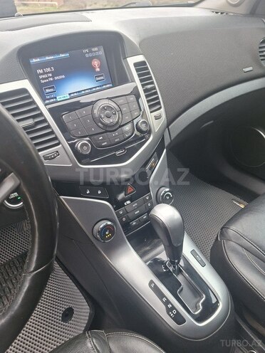 Chevrolet Cruze 2014, 185,000 km - 1.4 l - Yevlax