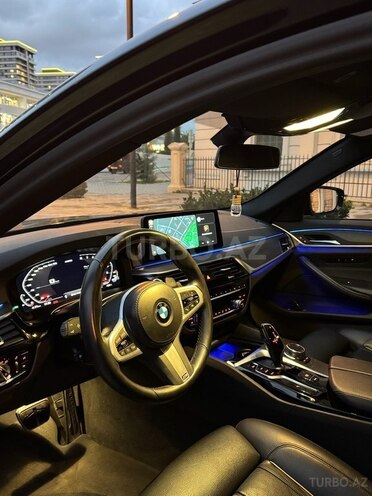 BMW 520-8