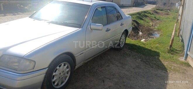 Mercedes C 220 1995, 500,000 km - 2.2 l - Masallı
