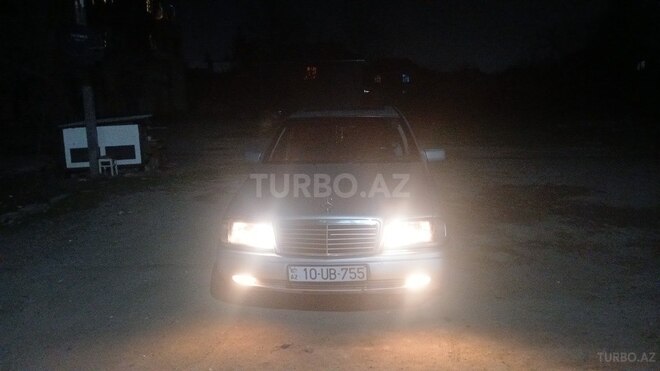 Mercedes C 220 1995, 500,000 km - 2.2 l - Masallı