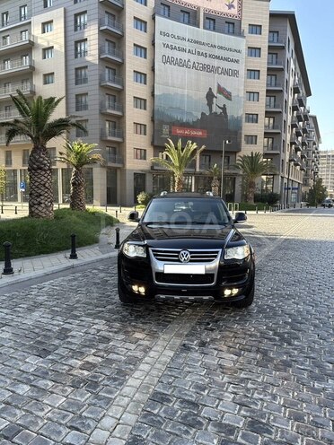 Volkswagen Touareg-2
