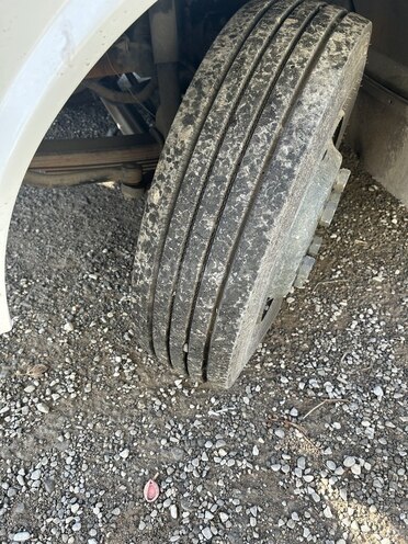 Isuzu NP 37 2008, 300,000 km - 4.3 l - Sumqayıt