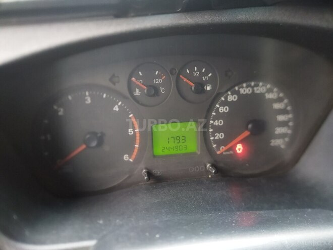 Ford Transit 2008, 244,000 km - 2.4 л - Qax